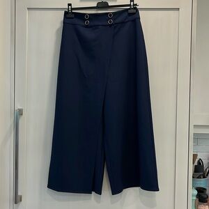 EUC Club Monaco wide leg wrap front navy blue wool blend culotte style pants